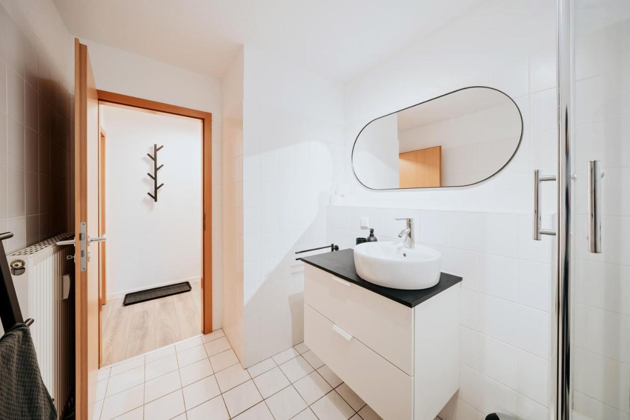 Bliss Place - Serviced Apartment - Arbeitsplatz, Zentral, Kueche, Waschmaschine, Smarttv Magdebourg Extérieur photo
